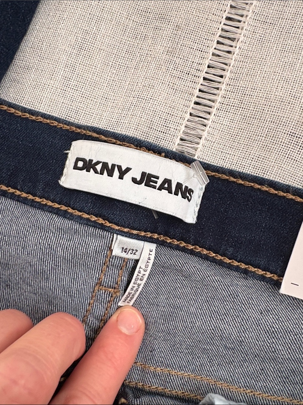 DKNY NWT Dark Tide High Rise Flare Denim - Picture 5 of 12